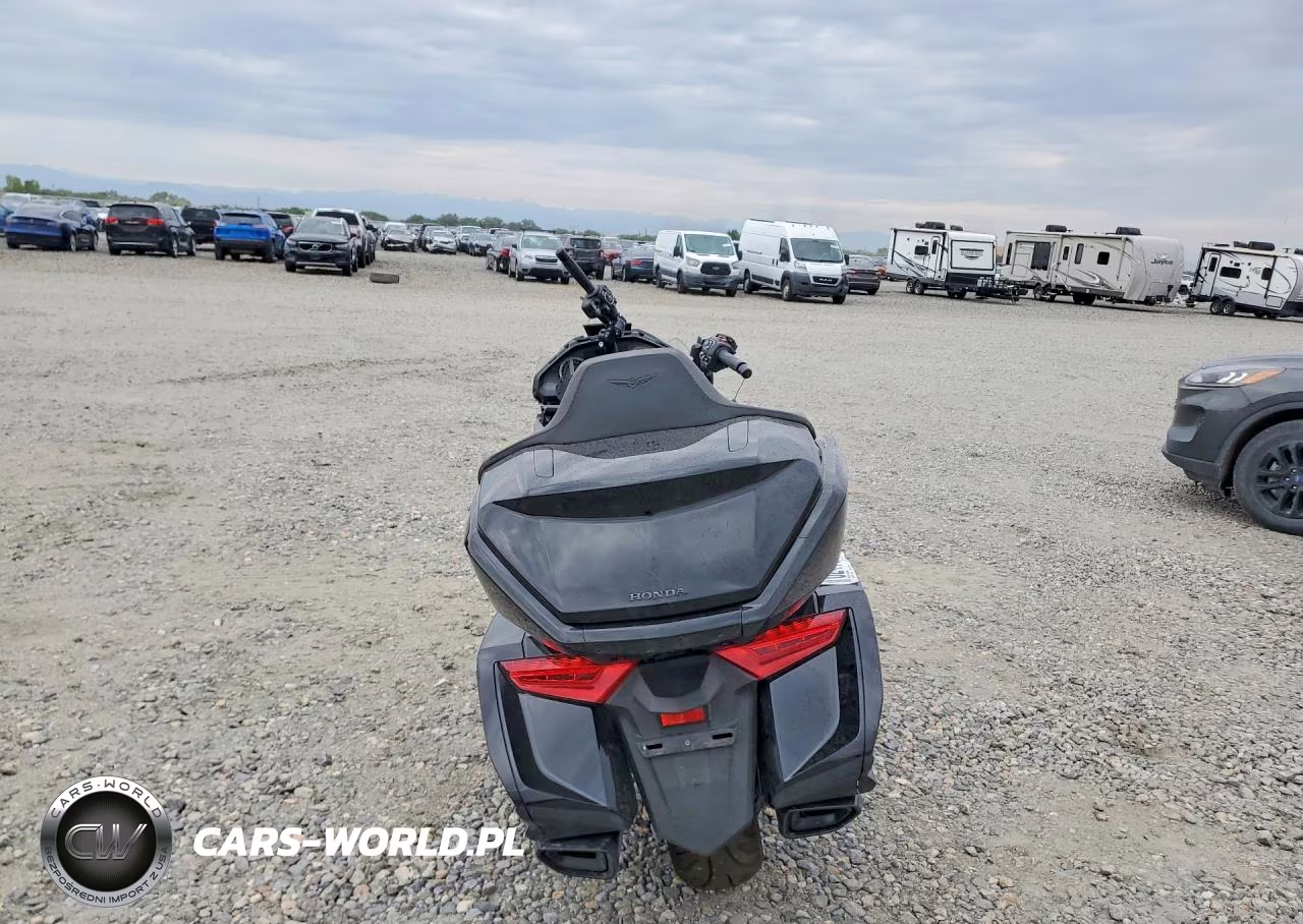 2023 Honda Gl1800 D VIN:JH2SC7950PK500527 - 4