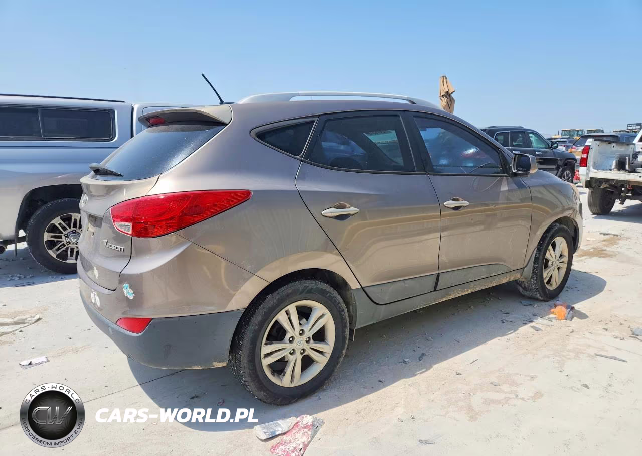 2011 Hyundai Tucson Gls VIN:KM8JU3AC6BU261837 - 3