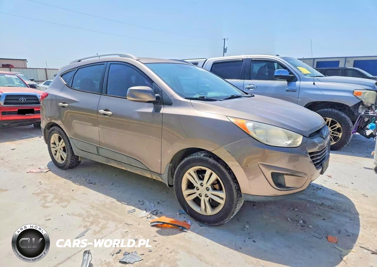 2011 Hyundai Tucson Gls VIN:KM8JU3AC6BU261837 - 4