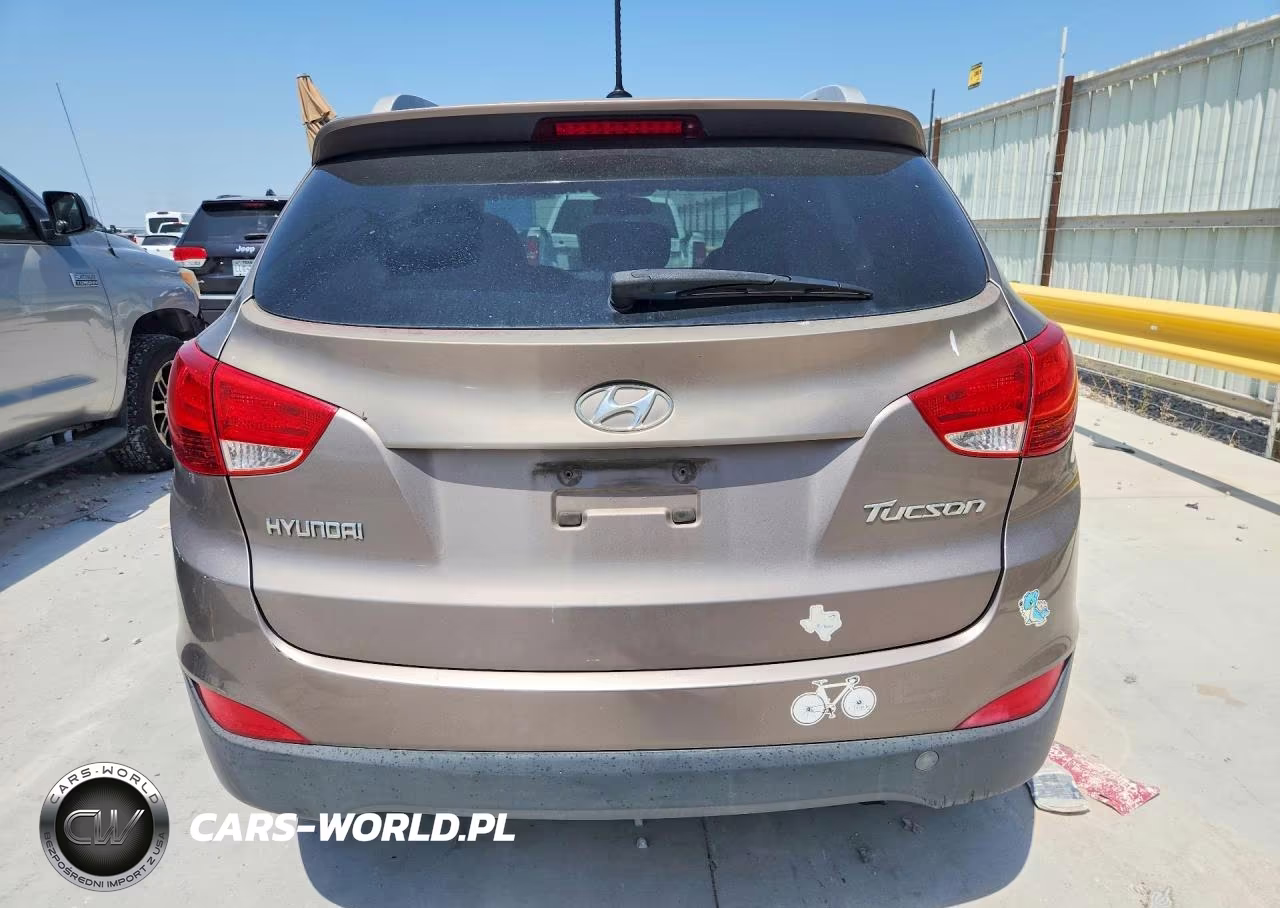 2011 Hyundai Tucson Gls VIN:KM8JU3AC6BU261837 - 6