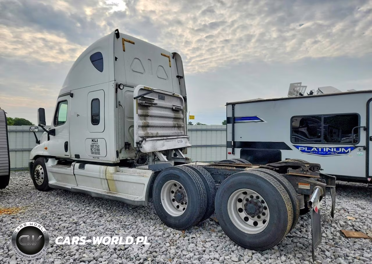 2008 Freightliner Cascadia Semi Truck VIN:1FUJGLCK28LZ66142 - 2