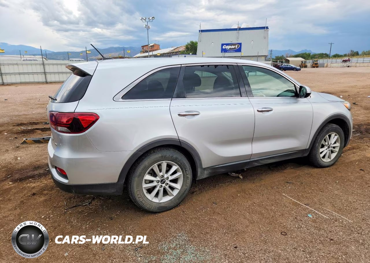 2020 Kia Sorento Lx VIN:5XYPG4A31LG640615 - 3