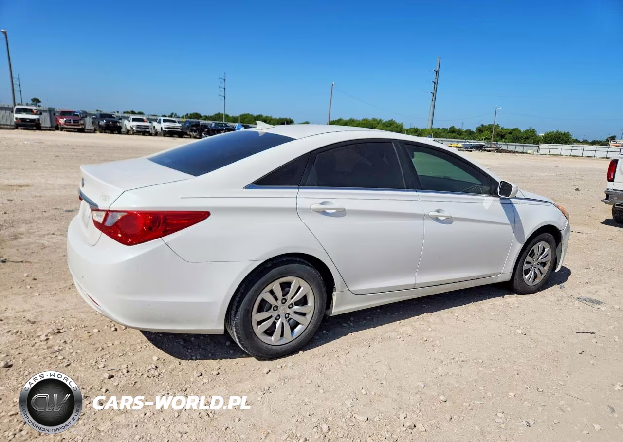 2012 Hyundai Sonata Gls VIN:5NPEB4AC1CH482582 - 3