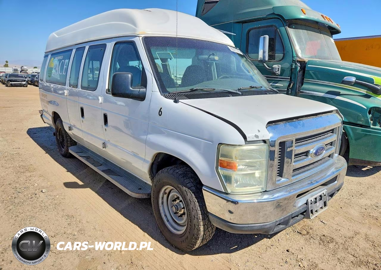 2008 Ford Econoline E350 Super Duty Wagon VIN:1FBSS31L68DA08240 - 4