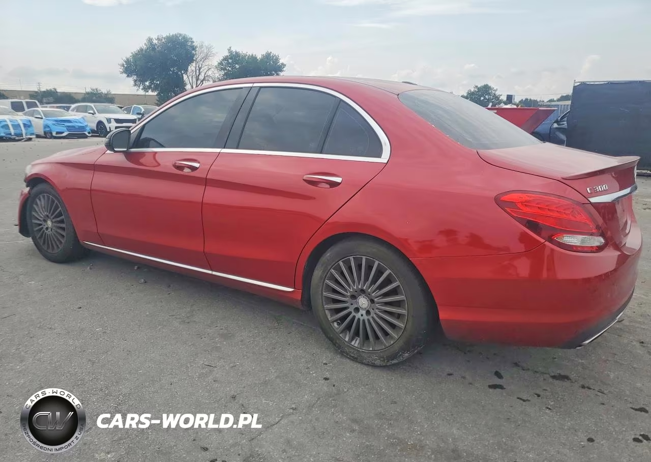 2016 Mercedes-Benz C 300 VIN:55SWF4JB2GU125155 - 2