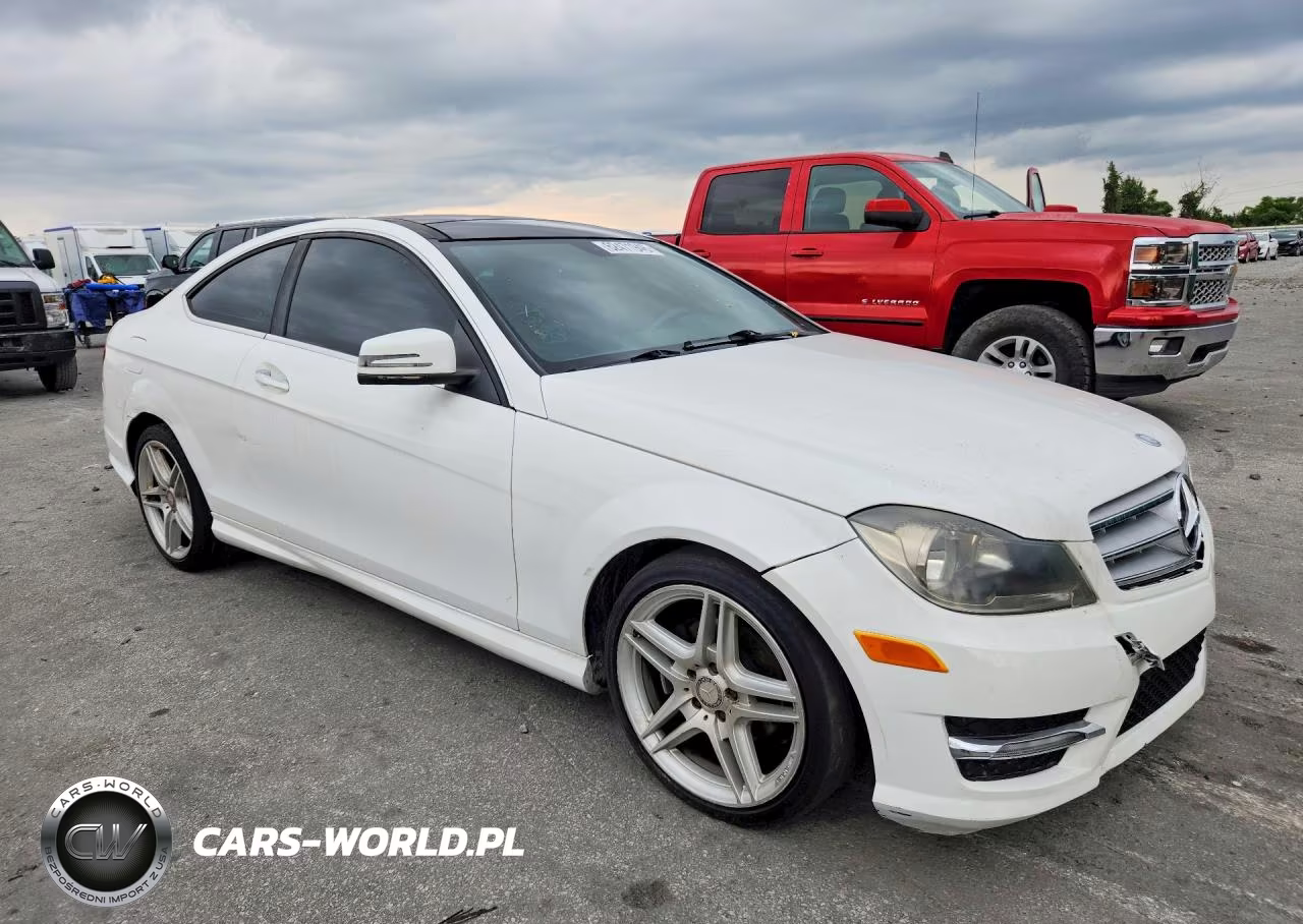 2013 Mercedes-Benz C 250 VIN:WDDGJ4HB6DF990105 - 4