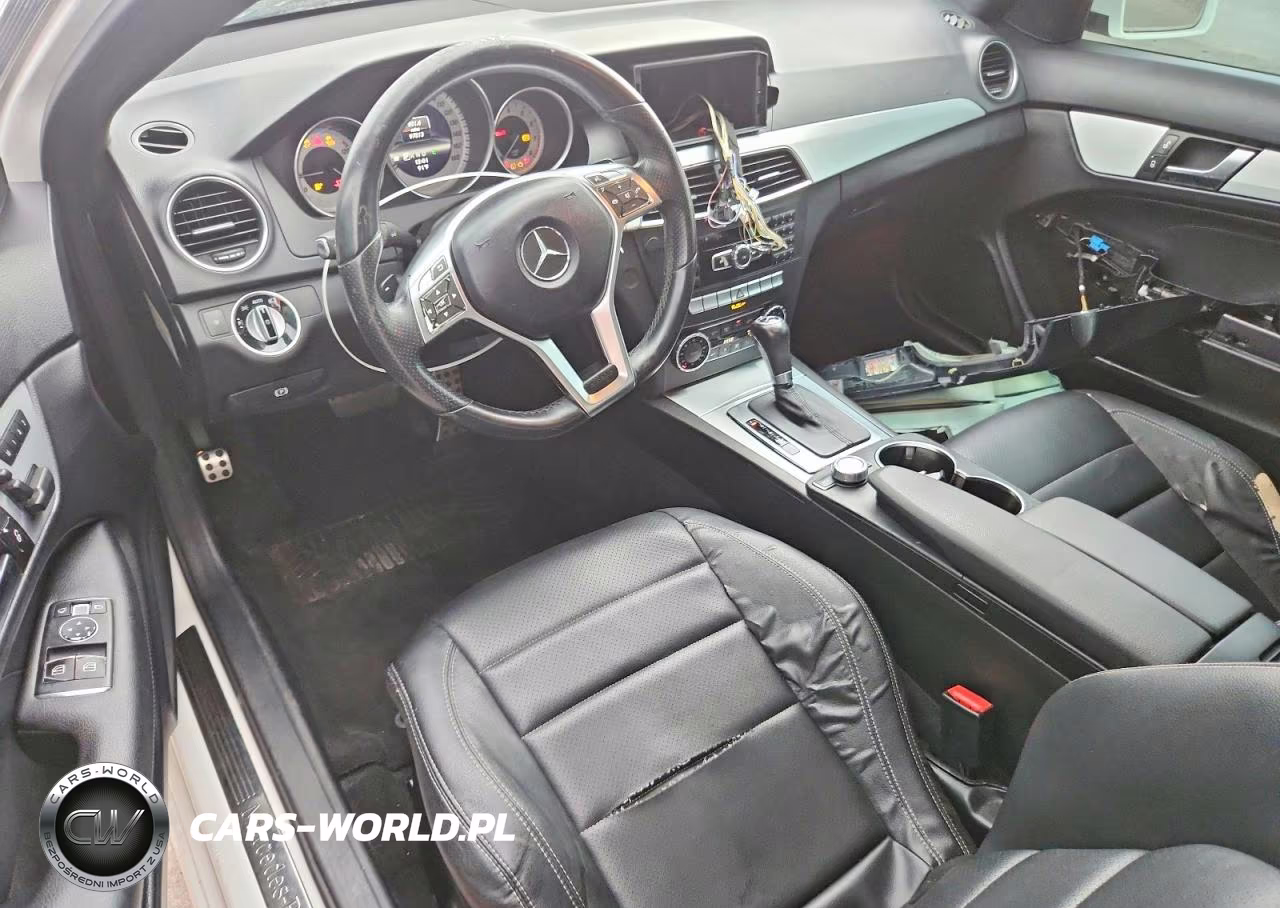 2013 Mercedes-Benz C 250 VIN:WDDGJ4HB6DF990105 - 8