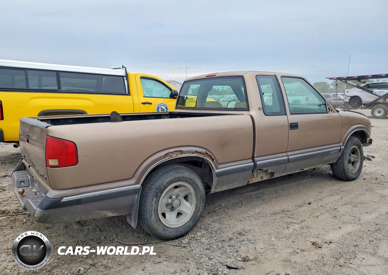 1997 Chevrolet S Truck S10 VIN:1GCCS19X2V8183018 - 3