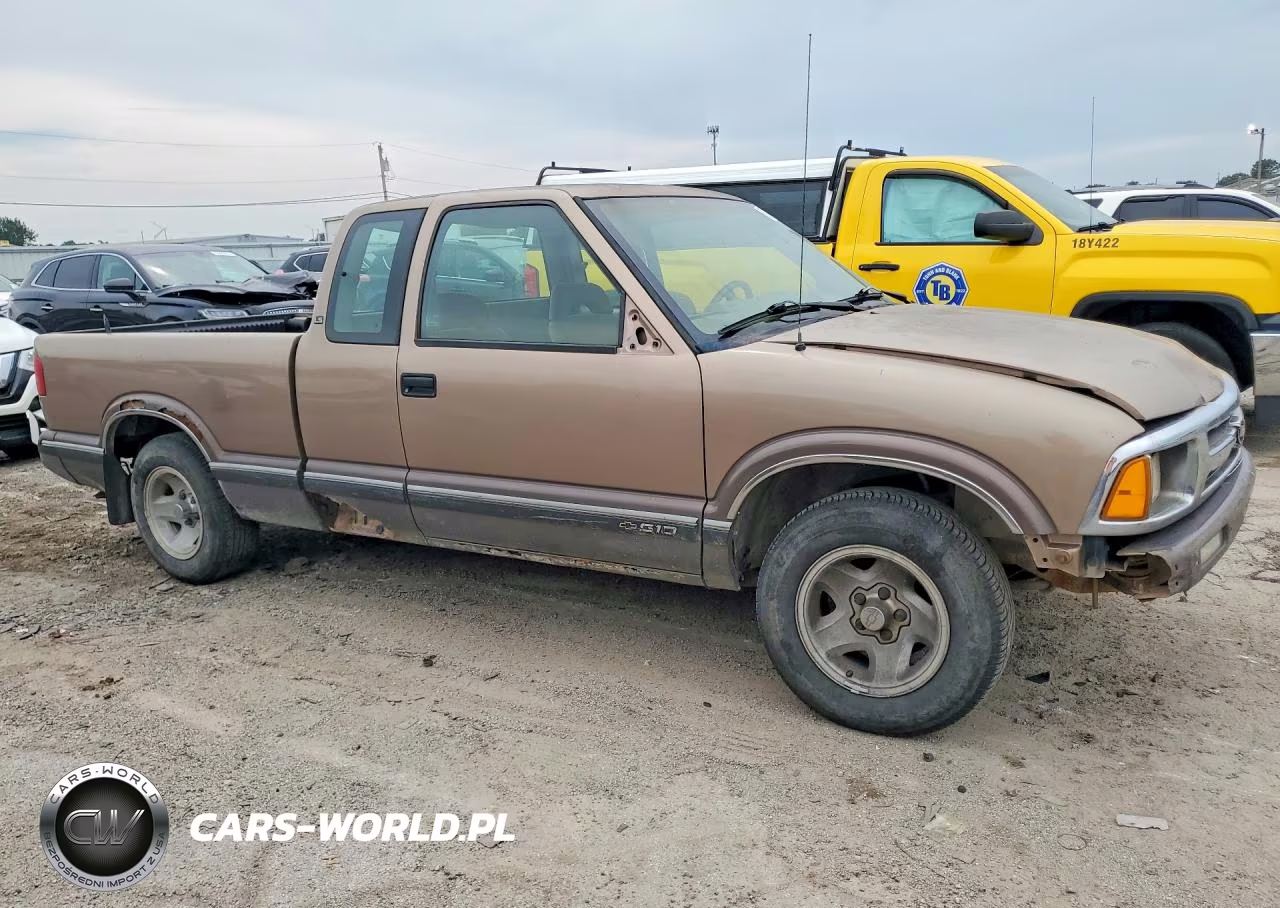 1997 Chevrolet S Truck S10 VIN:1GCCS19X2V8183018 - 4