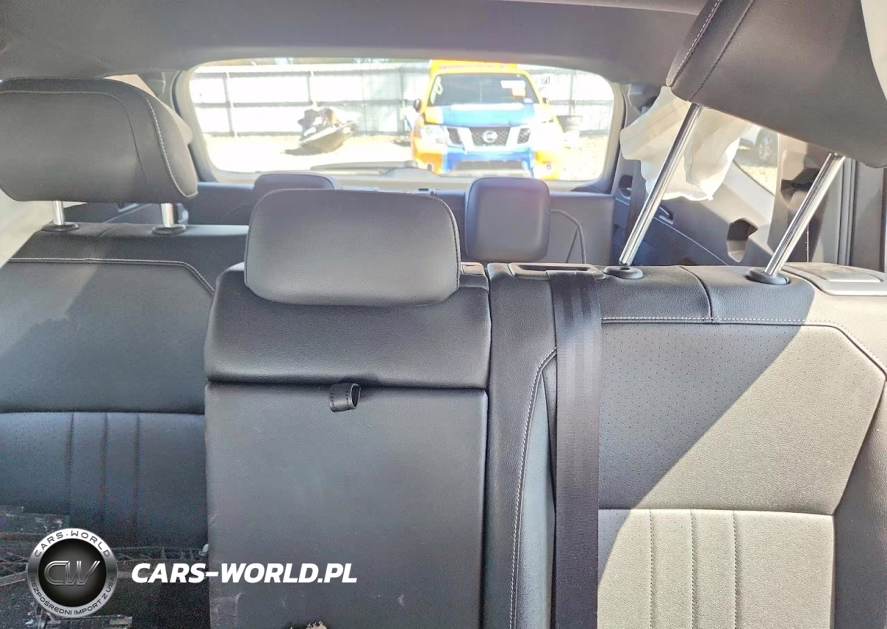 2023 Volkswagen Tiguan Se R-Line Black VIN:3VVCB7AX7PM037079 - 10
