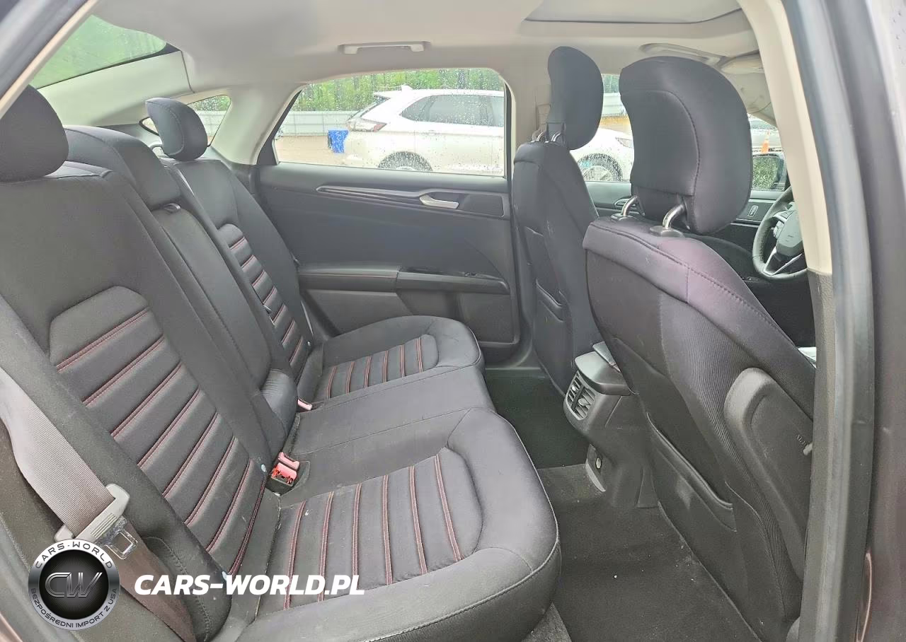 2013 Ford Fusion Se VIN:3FA6P0H72DR289823 - 10