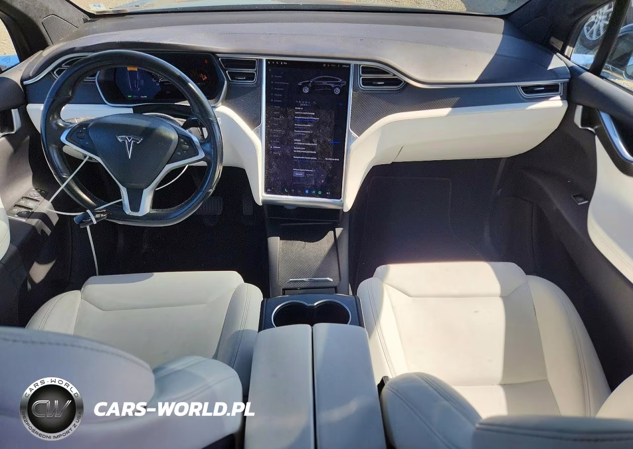 2017 Tesla Model X VIN:5YJXCAE25HF065882 - 8