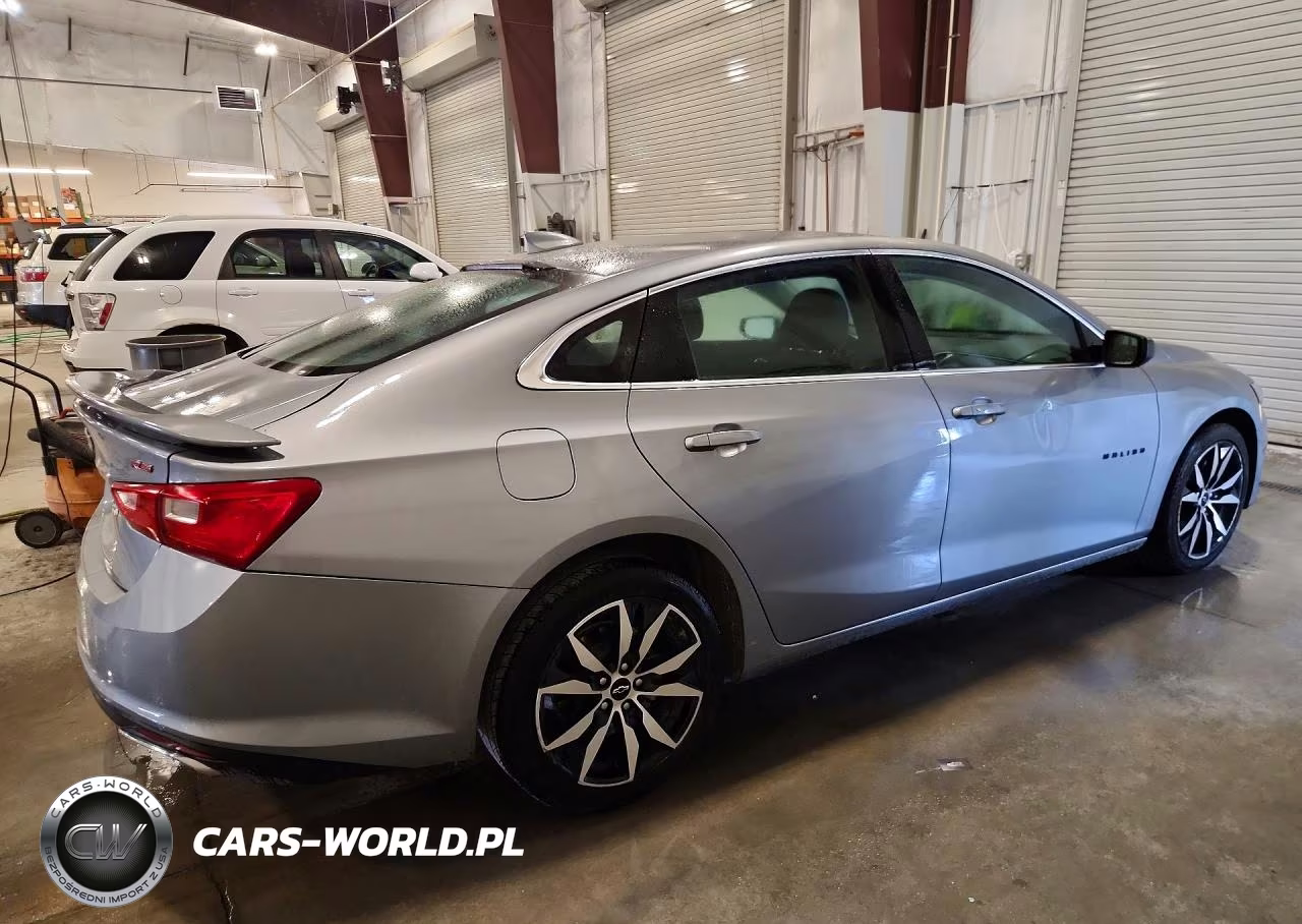 2023 Chevrolet Malibu Rs VIN:1G1ZG5STXPF198383 - 3