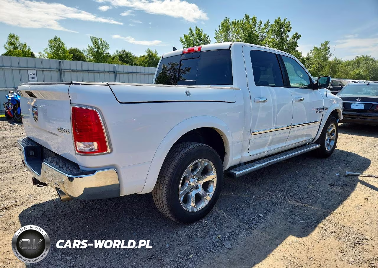 2014 Ram 1500 Laramie VIN:1C6RR7NT4ES105877 - 3