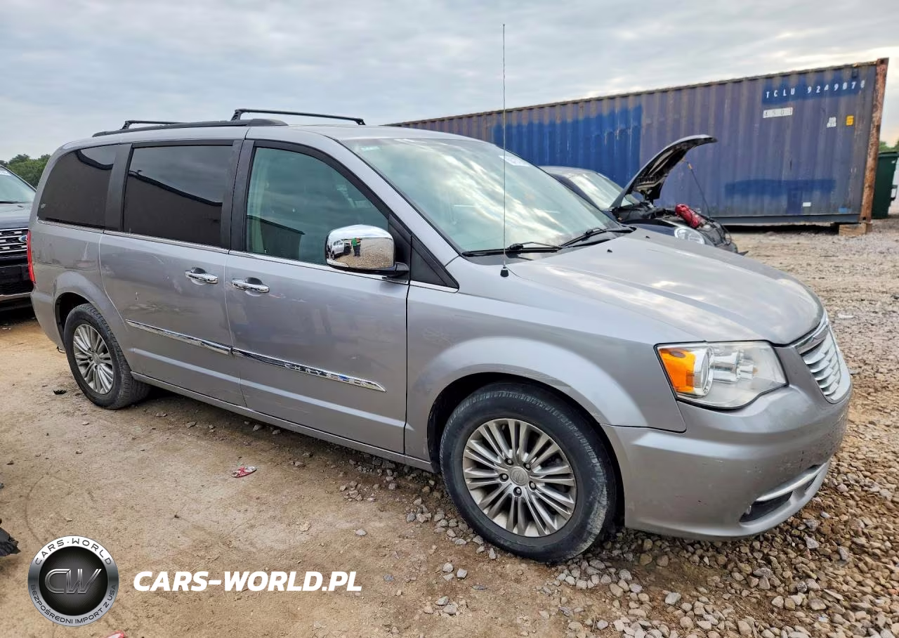 2016 Chrysler Town & Country Touring L VIN:2C4RC1CGXGR304319 - 4