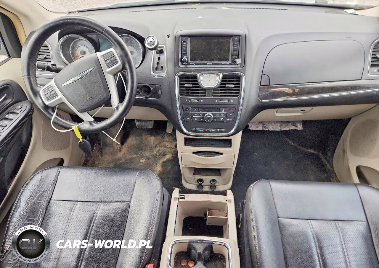 2016 Chrysler Town & Country Touring L VIN:2C4RC1CGXGR304319 - 8