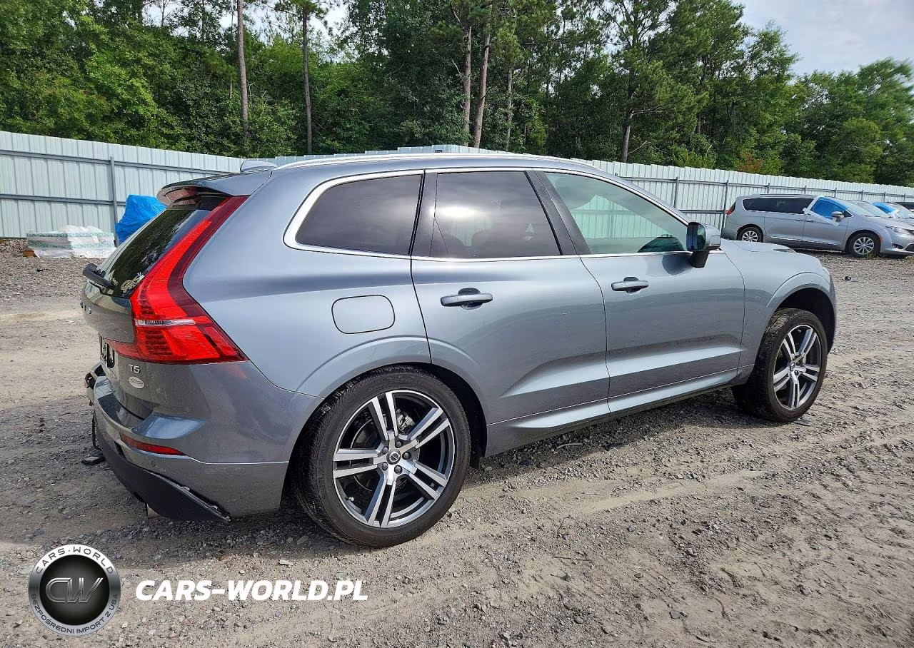 2021 Volvo Xc60 T5 Momentum VIN:YV4102DK4M1759968 - 3