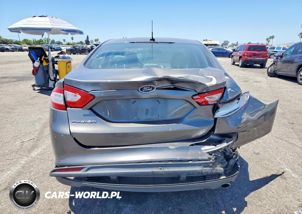 2014 Ford Fusion S VIN:3FA6P0G79ER337305 - 6