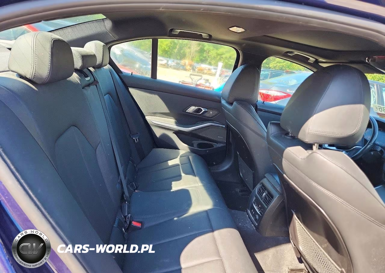 2020 BMW 330Xi VIN:3MW5R7J0XL8B14792 - 10