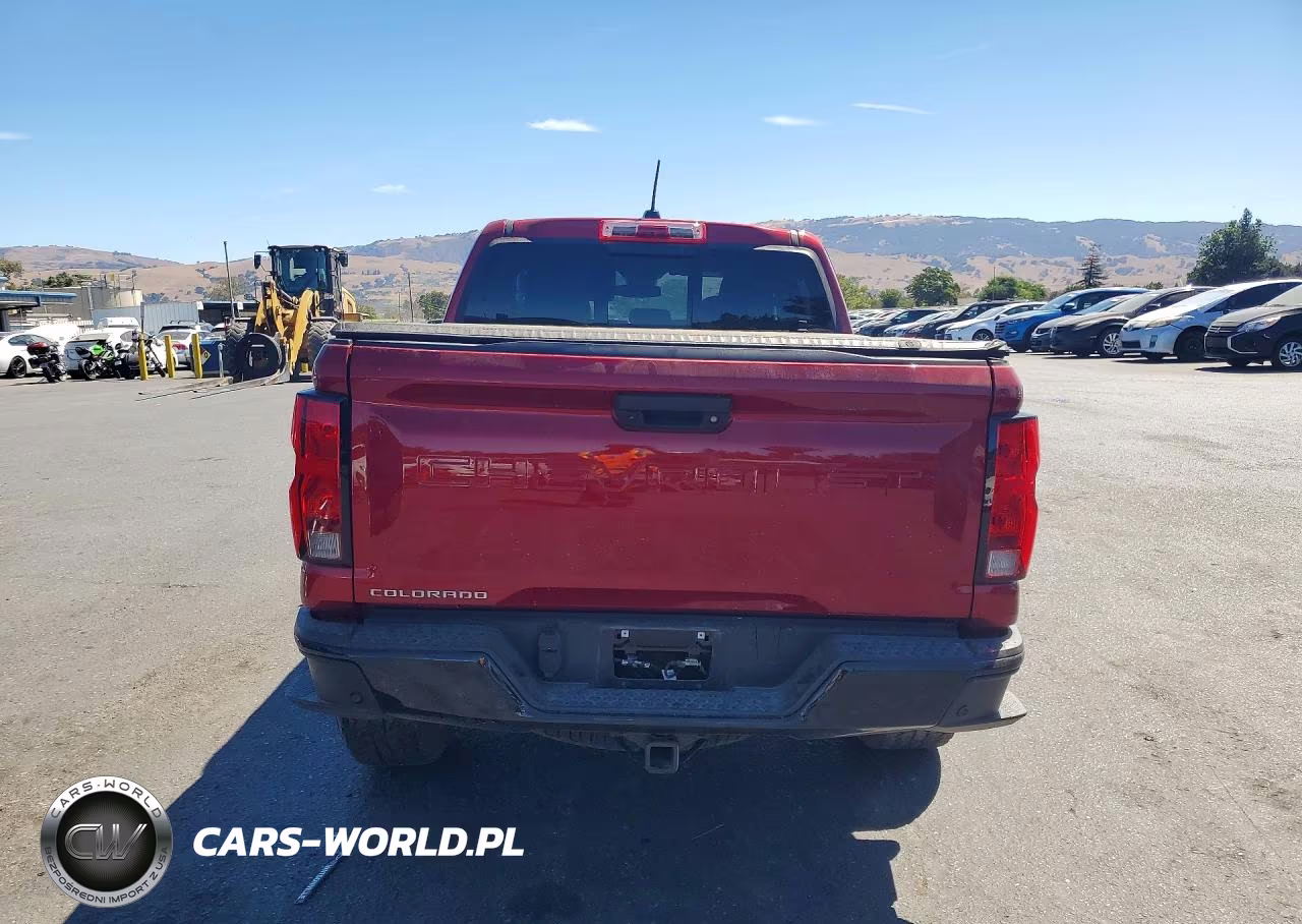 2025 Chevrolet Colorado Trail Boss VIN:1GCPTEEK6S1167585 - 6
