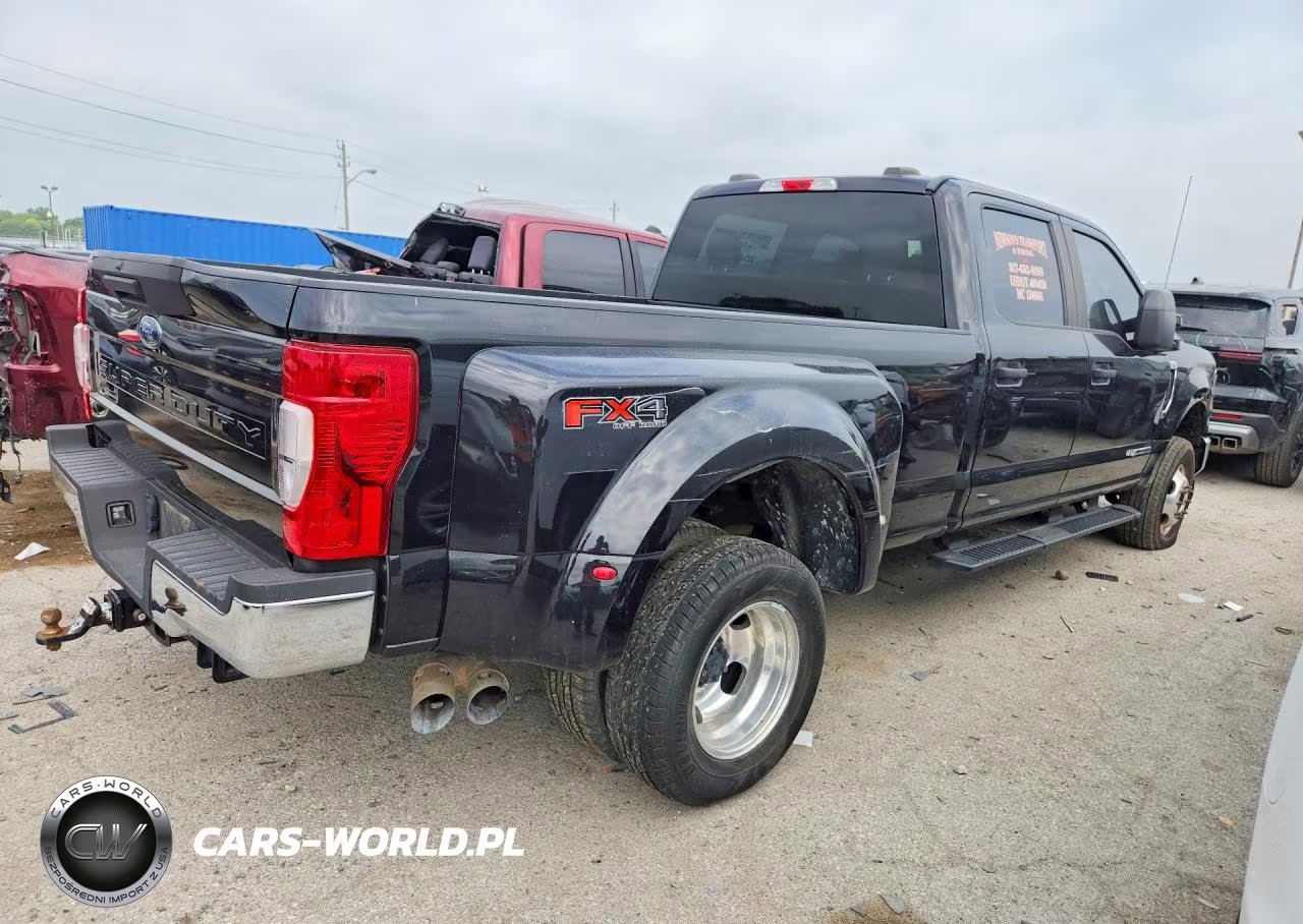 2021 Ford F350 Super Duty VIN:1FT8W3DT7MEC07324 - 3