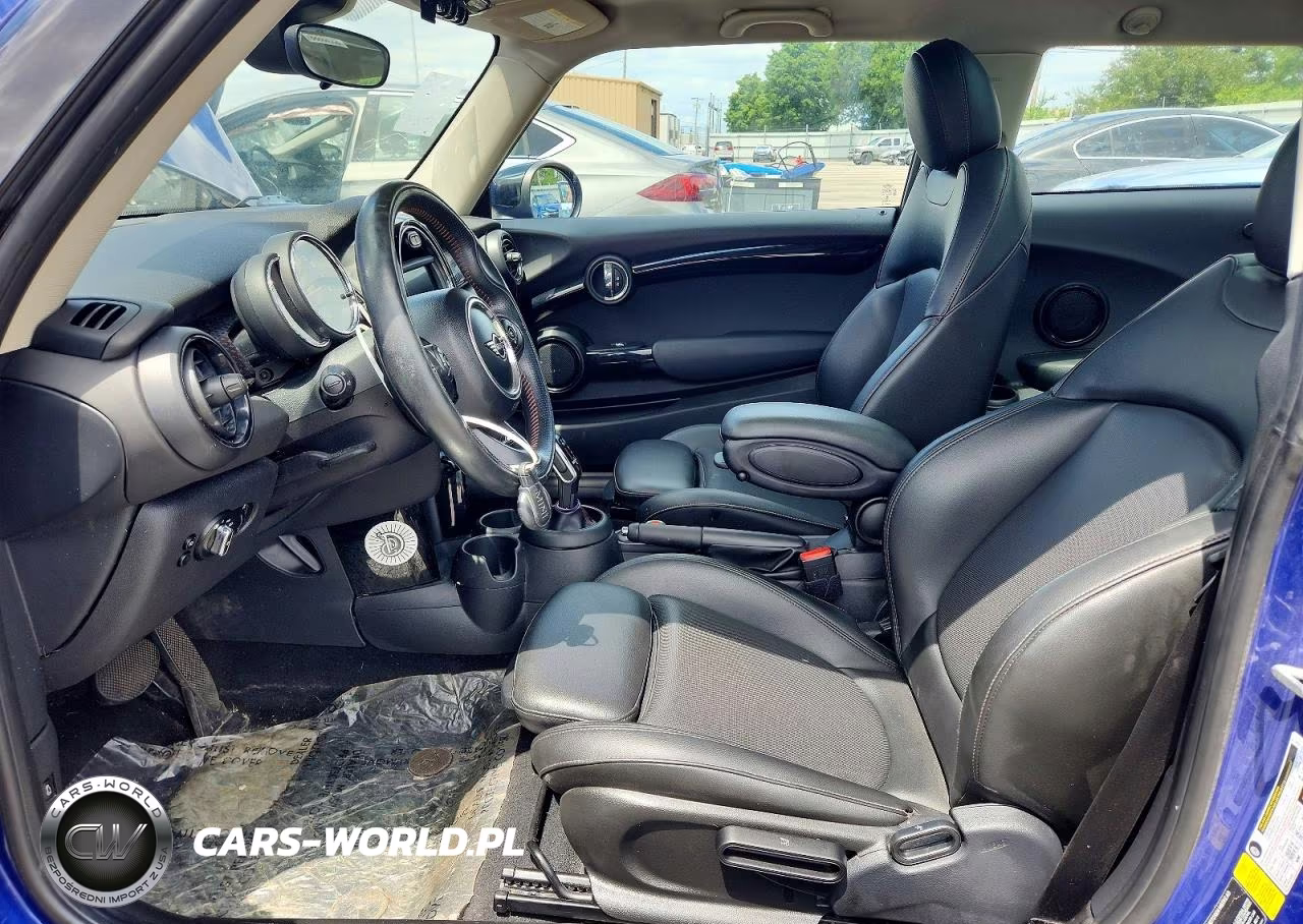 2020 Mini Cooper S VIN:WMWXR5C05L2L85607 - 7