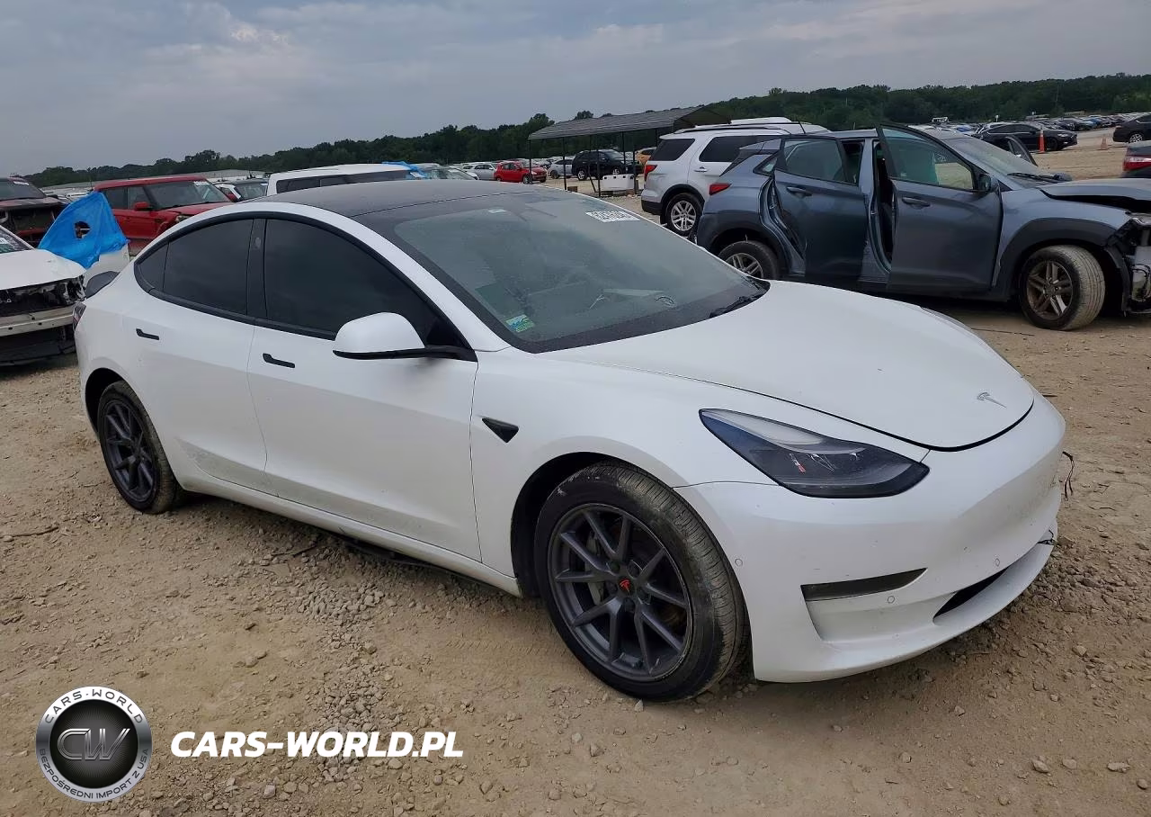2022 Tesla Model 3 VIN:5YJ3E1EB3NF166164 - 4