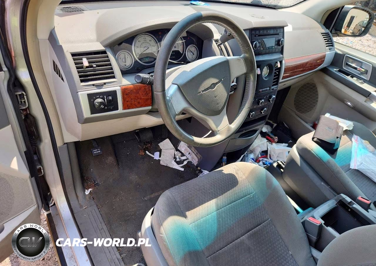 2008 Chrysler Town & Country Touring VIN:2A8HR54P58R690710 - 8