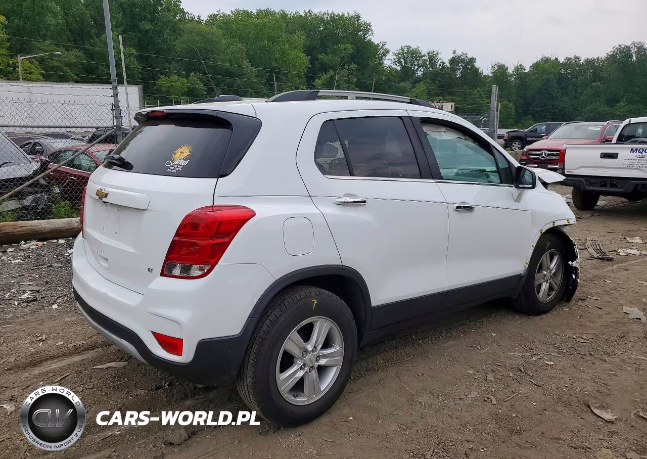 2017 Chevrolet Trax 1Lt VIN:KL7CJLSB8HB221319 - 3