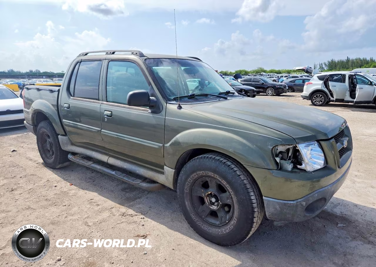 2004 Ford Explorer Sport Trac VIN:1FMZU67K74UB23892 - 4