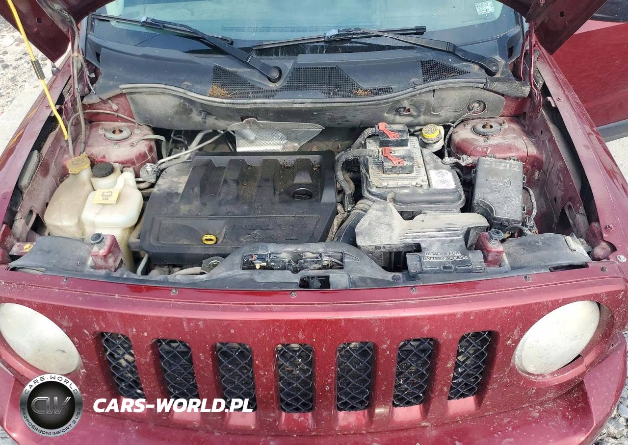 2012 Jeep Patriot Latitude VIN:1C4NJRFB6CD563017 - 12
