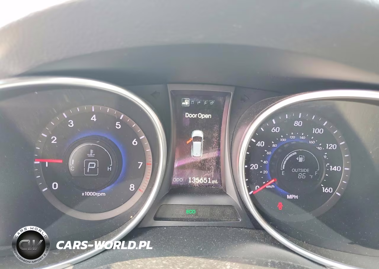 2016 Hyundai Santa Fe Sport 2.4L VIN:5XYZUDLBXGG334816 - 9
