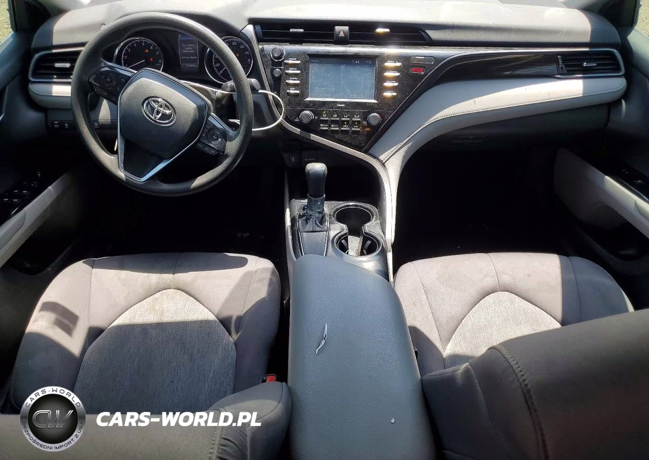 2020 Toyota Camry Le VIN:4T1C11AK5LU982780 - 8