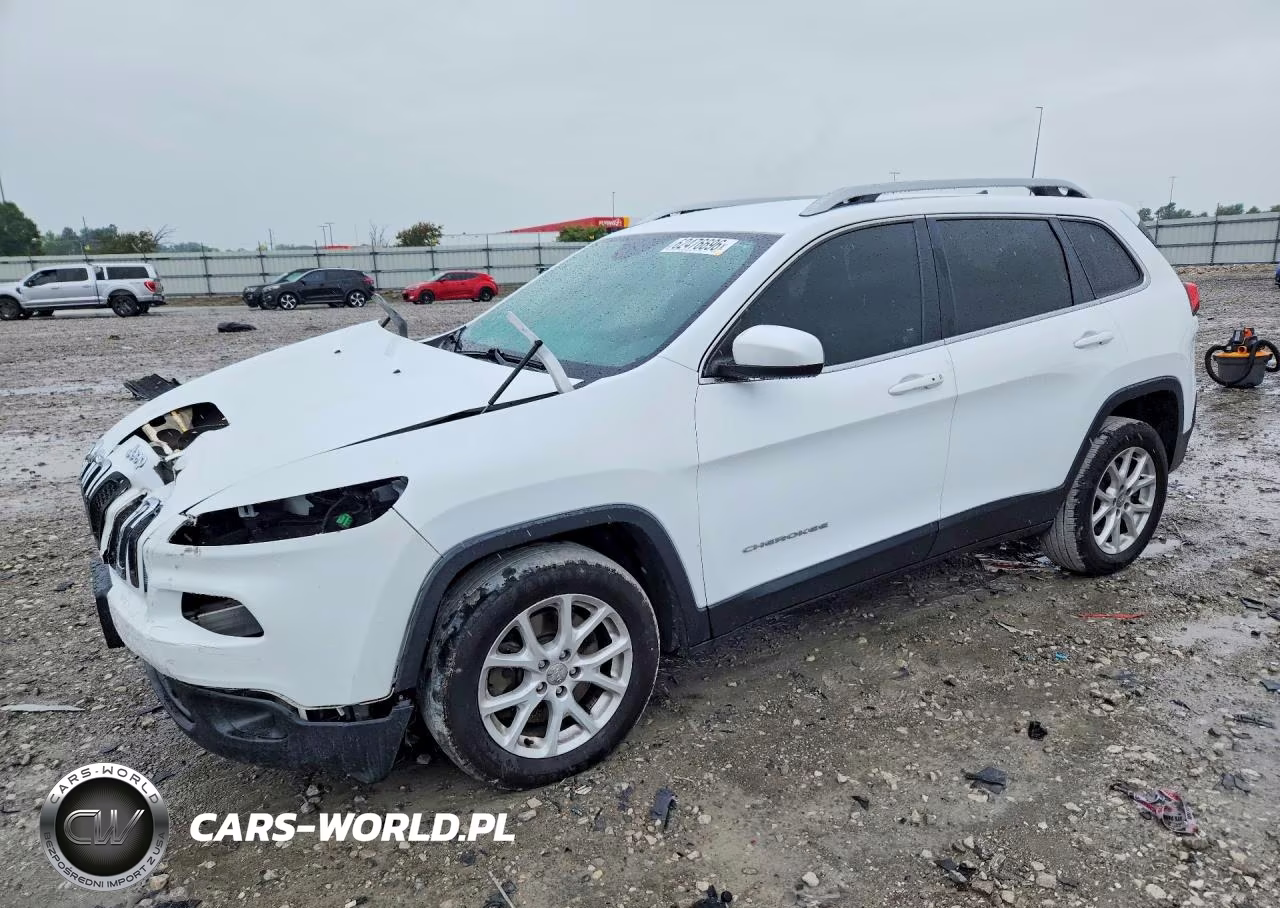 2018 Jeep Cherokee Latitude Plus VIN:1C4PJLLXXJD580700 - 1