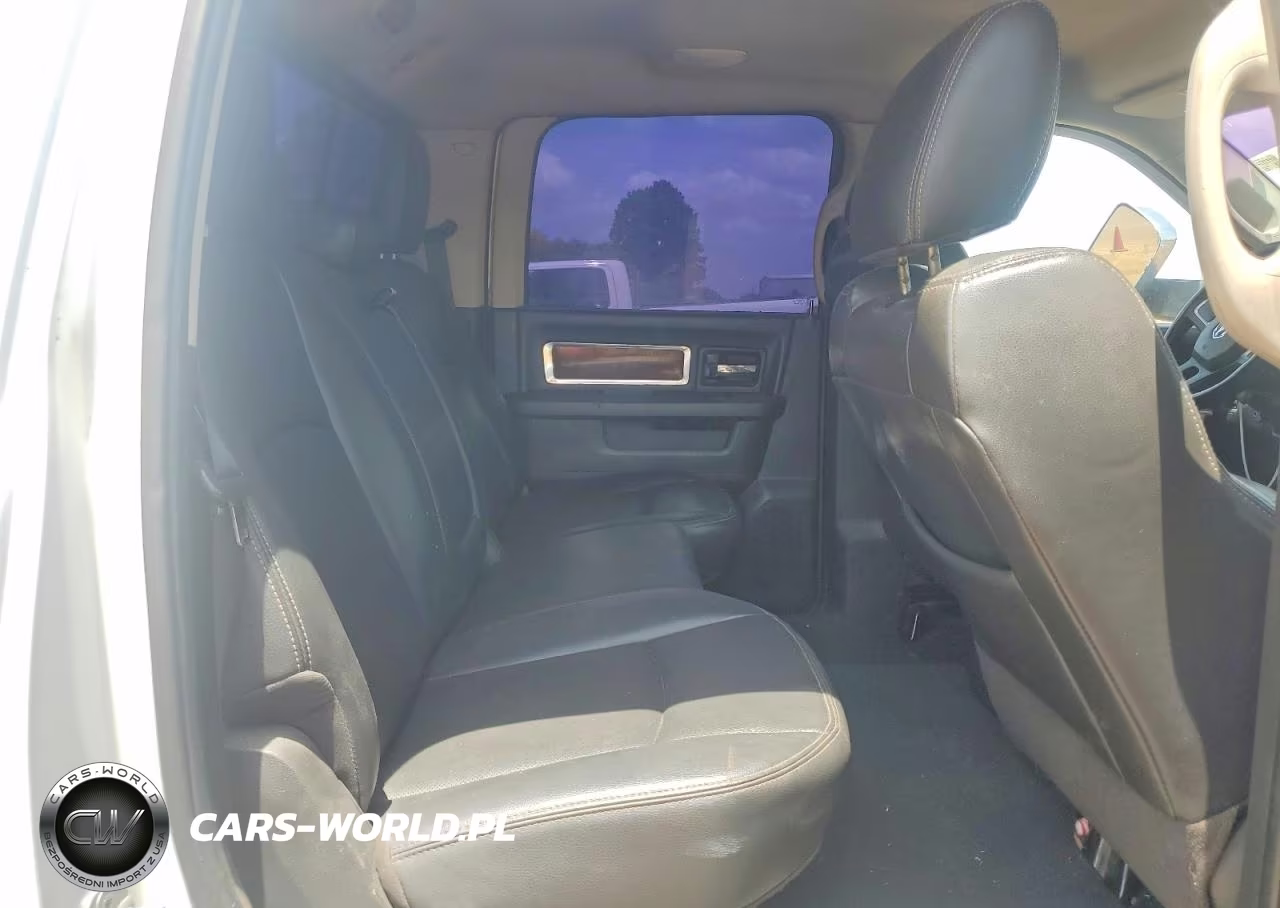 2011 Dodge Ram 3500 VIN:3D73Y4CL1BG592533 - 10