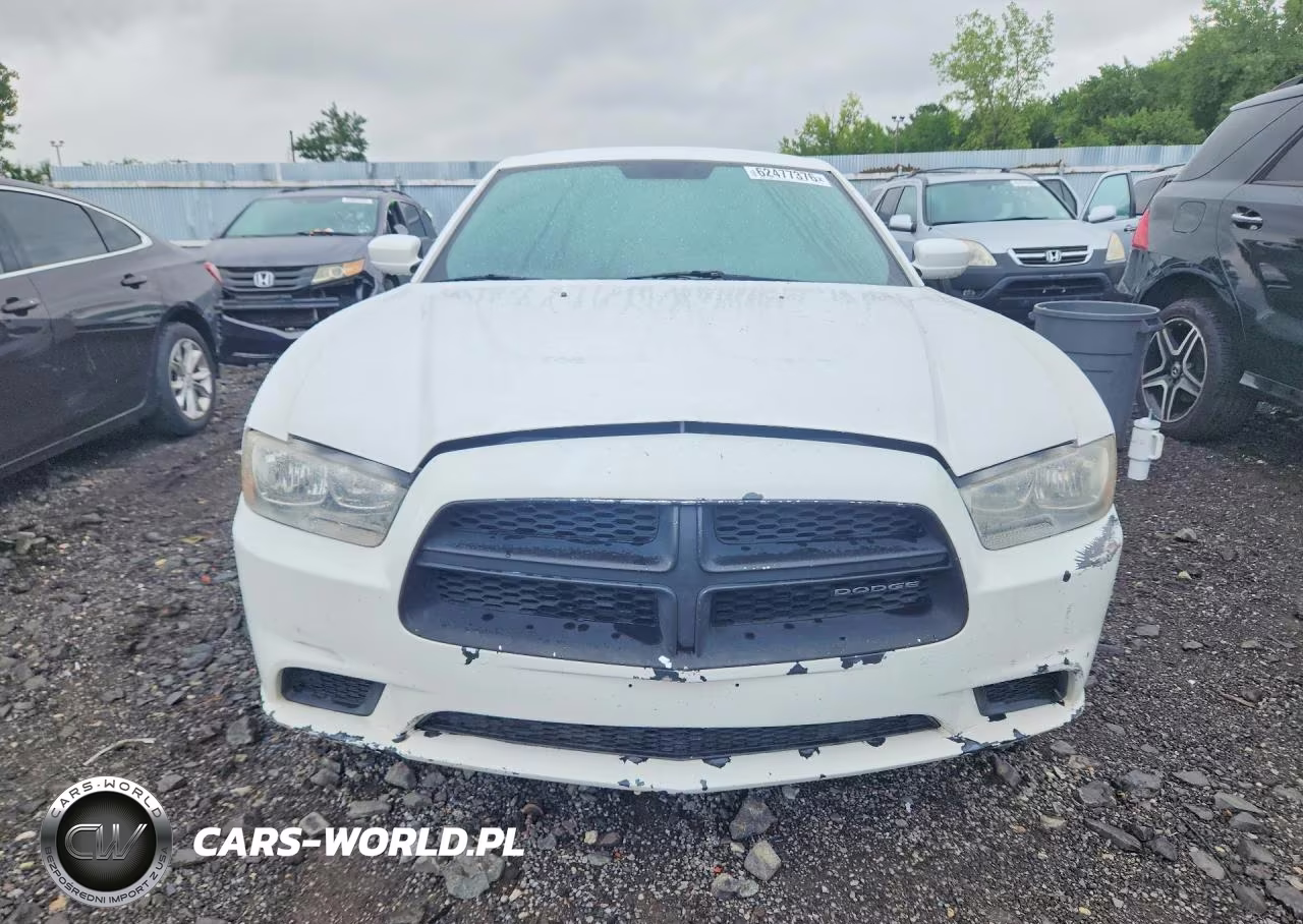 2011 Dodge Charger VIN:2B3CL3CG5BH608093 - 5