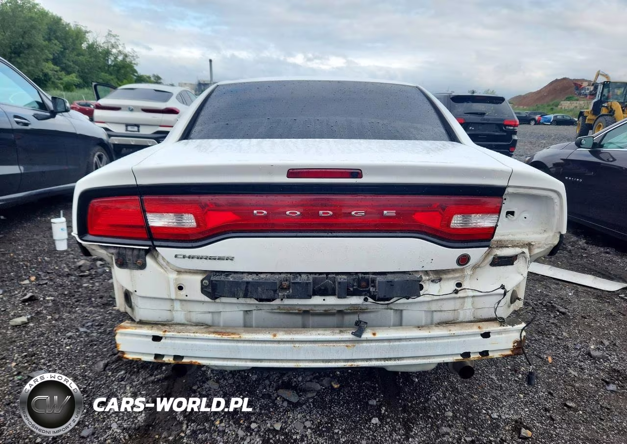 2011 Dodge Charger VIN:2B3CL3CG5BH608093 - 6