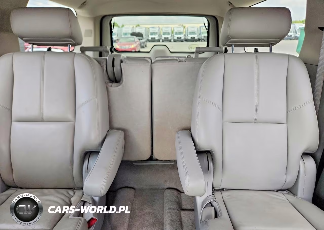 2010 Chevrolet Suburban C1500 Lt VIN:1GNUCJE0XAR164240 - 10