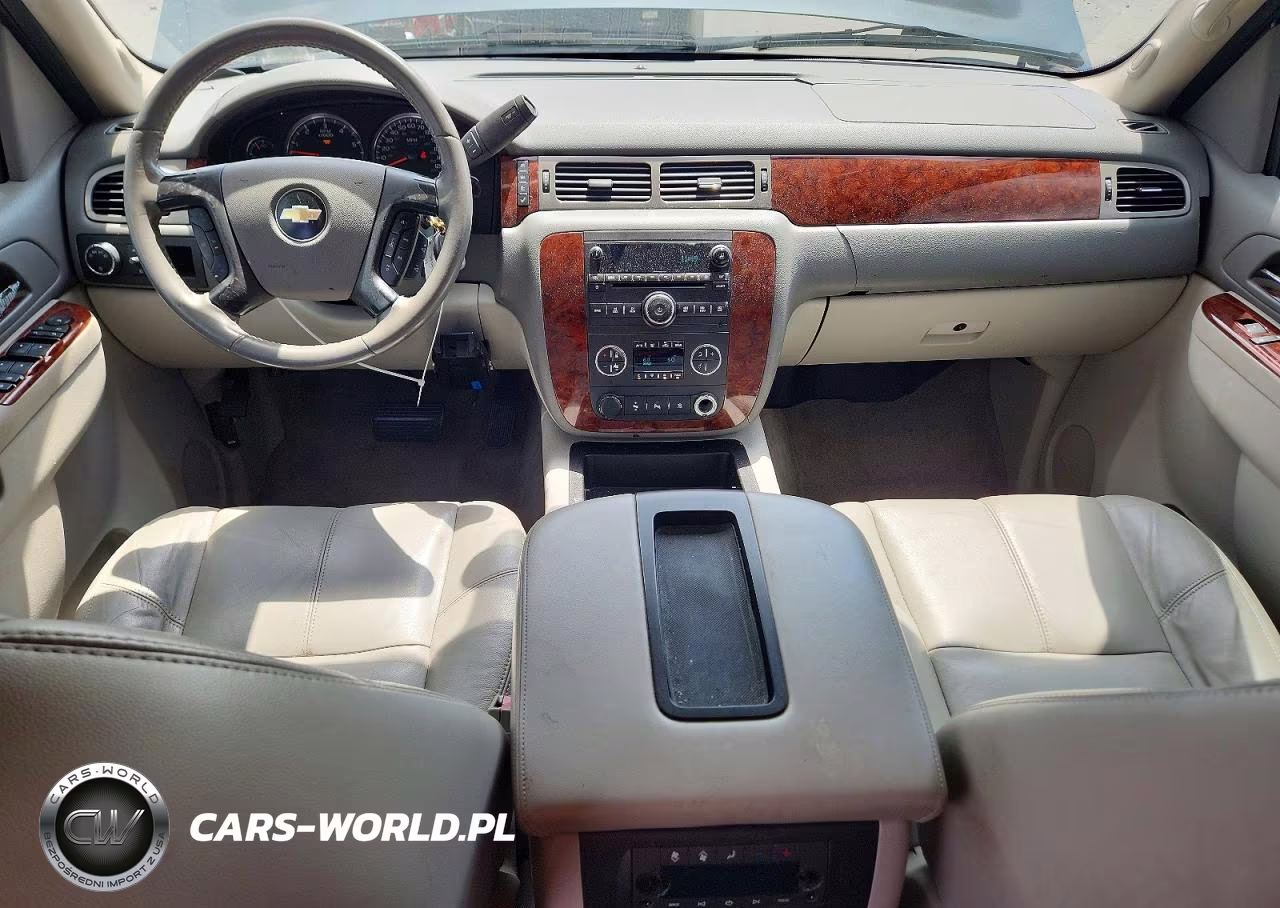 2010 Chevrolet Suburban C1500 Lt VIN:1GNUCJE0XAR164240 - 8