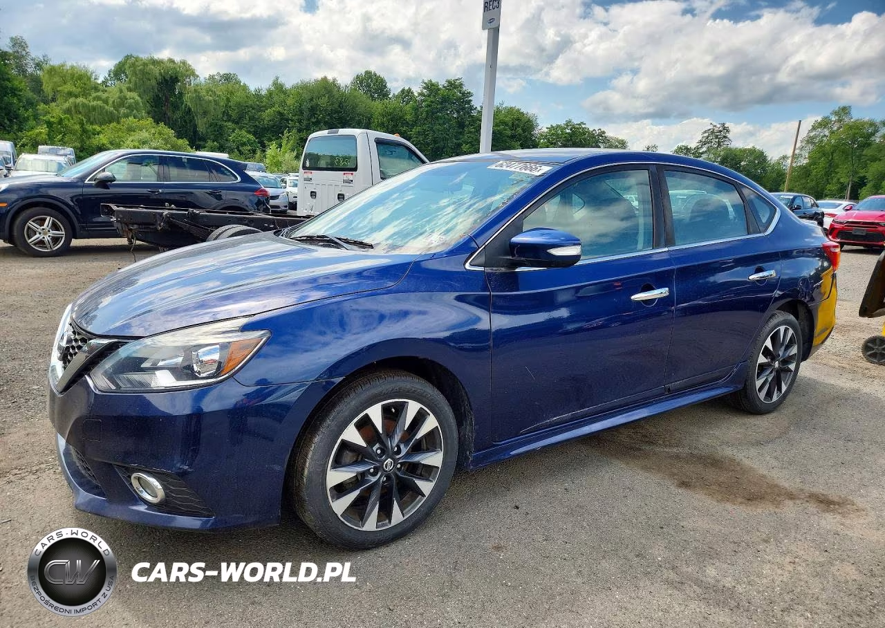 2017 Nissan Sentra S – zdjęcie 1 z 12