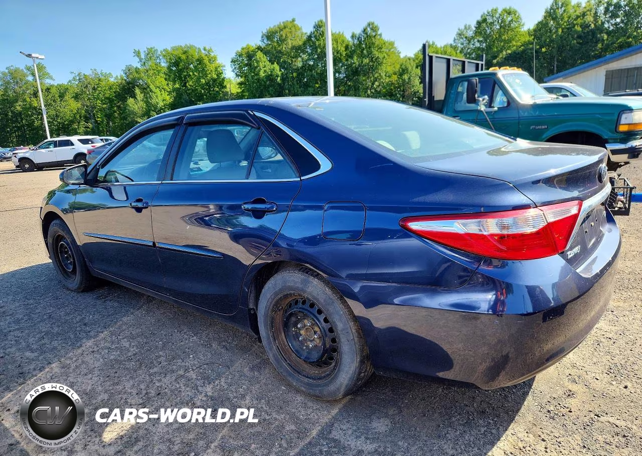 2017 Toyota Camry Le VIN:4T1BF1FK5HU814375 - 2