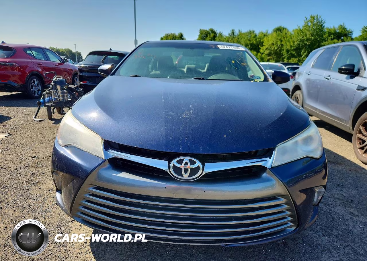 2017 Toyota Camry Le VIN:4T1BF1FK5HU814375 - 5