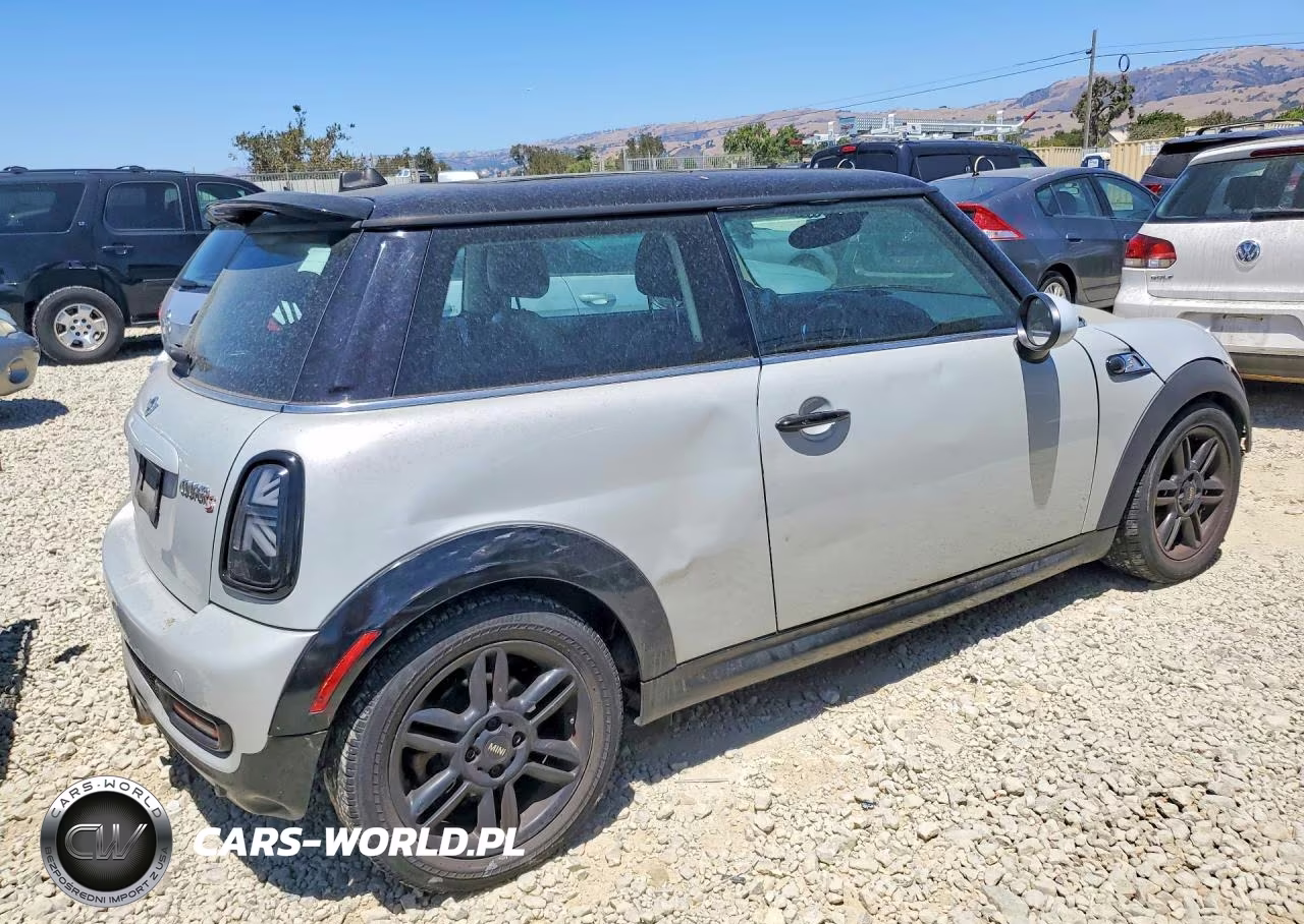 2012 Mini Cooper S VIN:WMWSV3C54CT386540 - 3