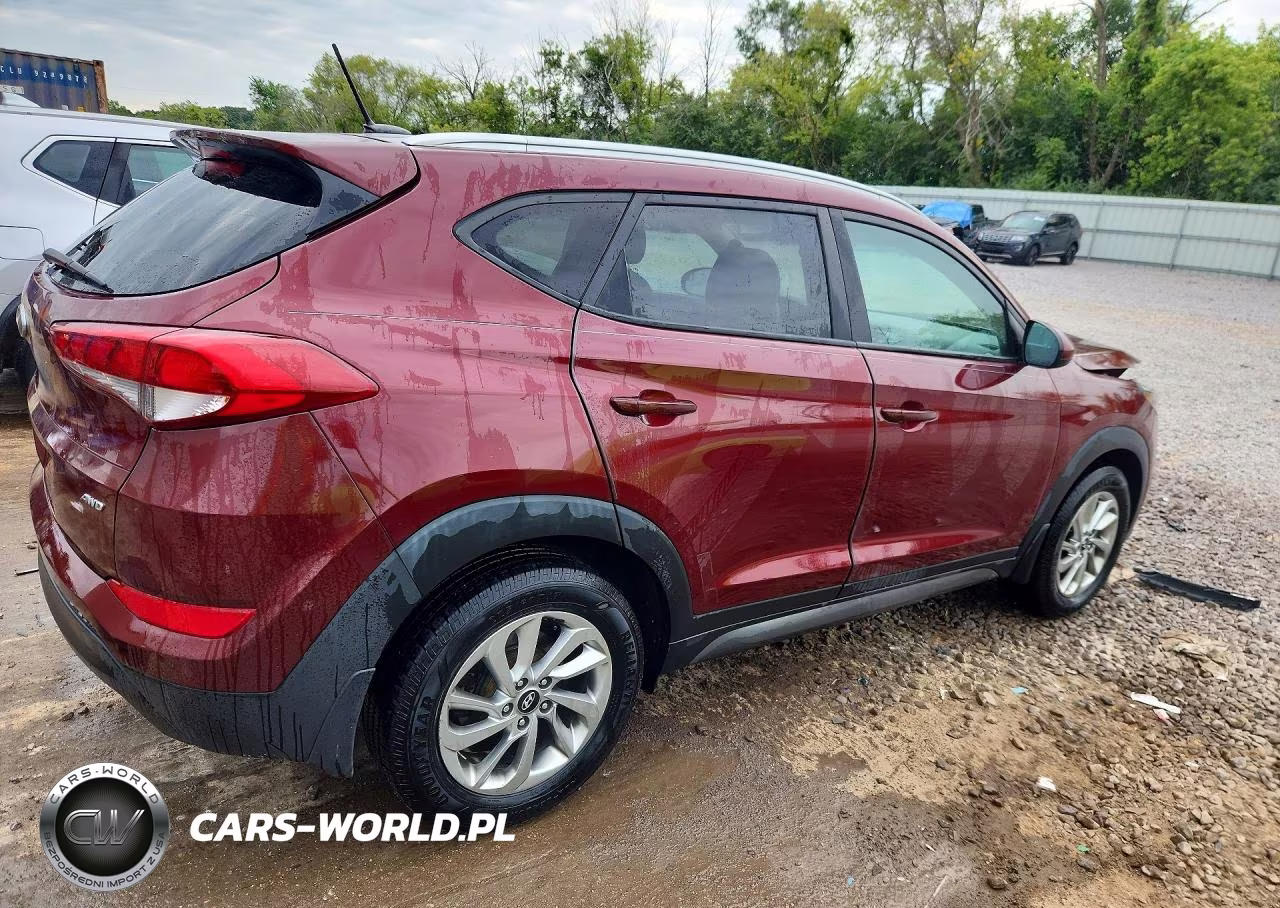 2016 Hyundai Tucson Se VIN:KM8J3CA46GU198581 - 3