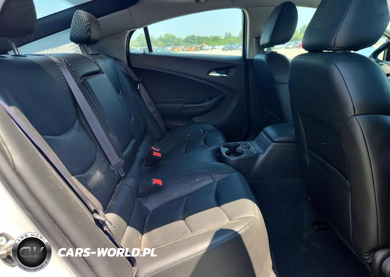 2017 Chevrolet Volt Premier VIN:1G1RD6S50HU215902 - 10