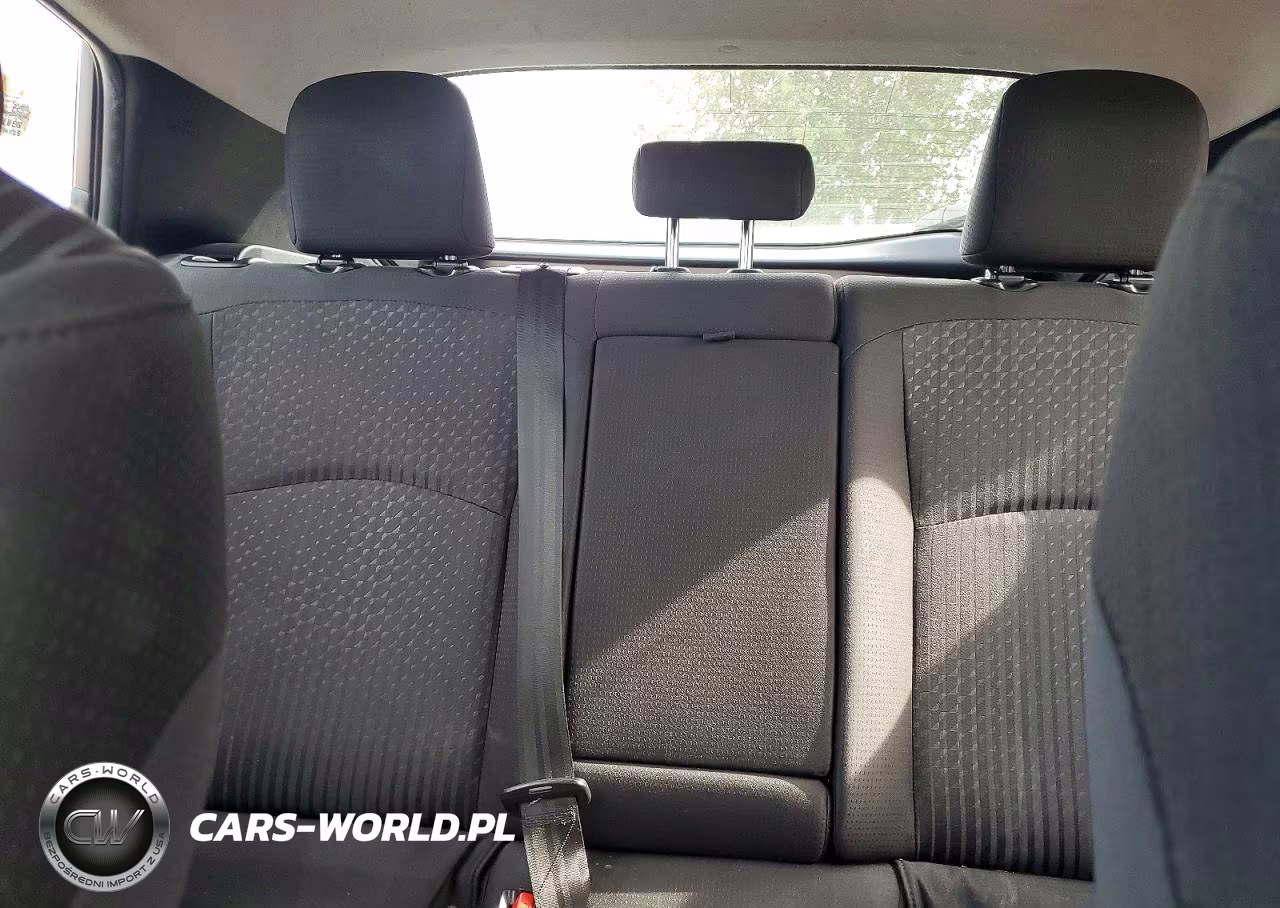2016 Toyota Prius Two VIN:JTDKBRFUXG3516375 - 10