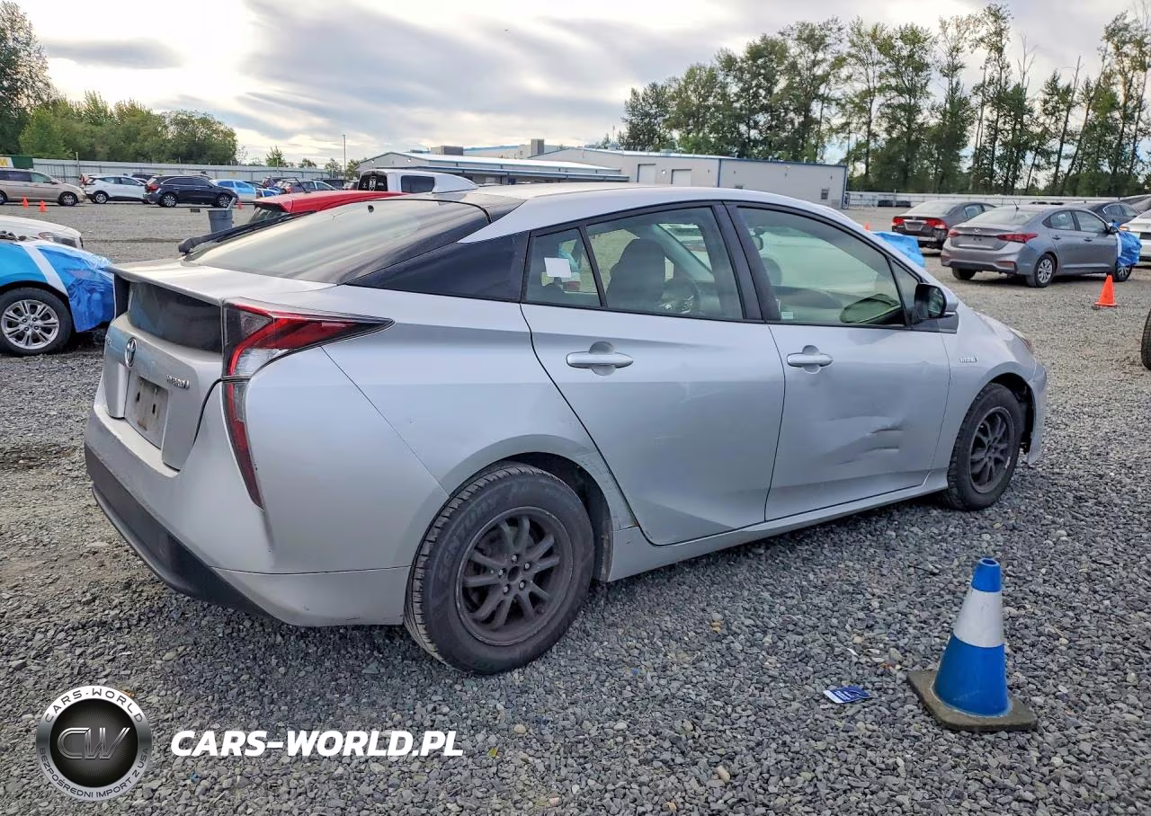 2016 Toyota Prius Two VIN:JTDKBRFUXG3516375 - 3