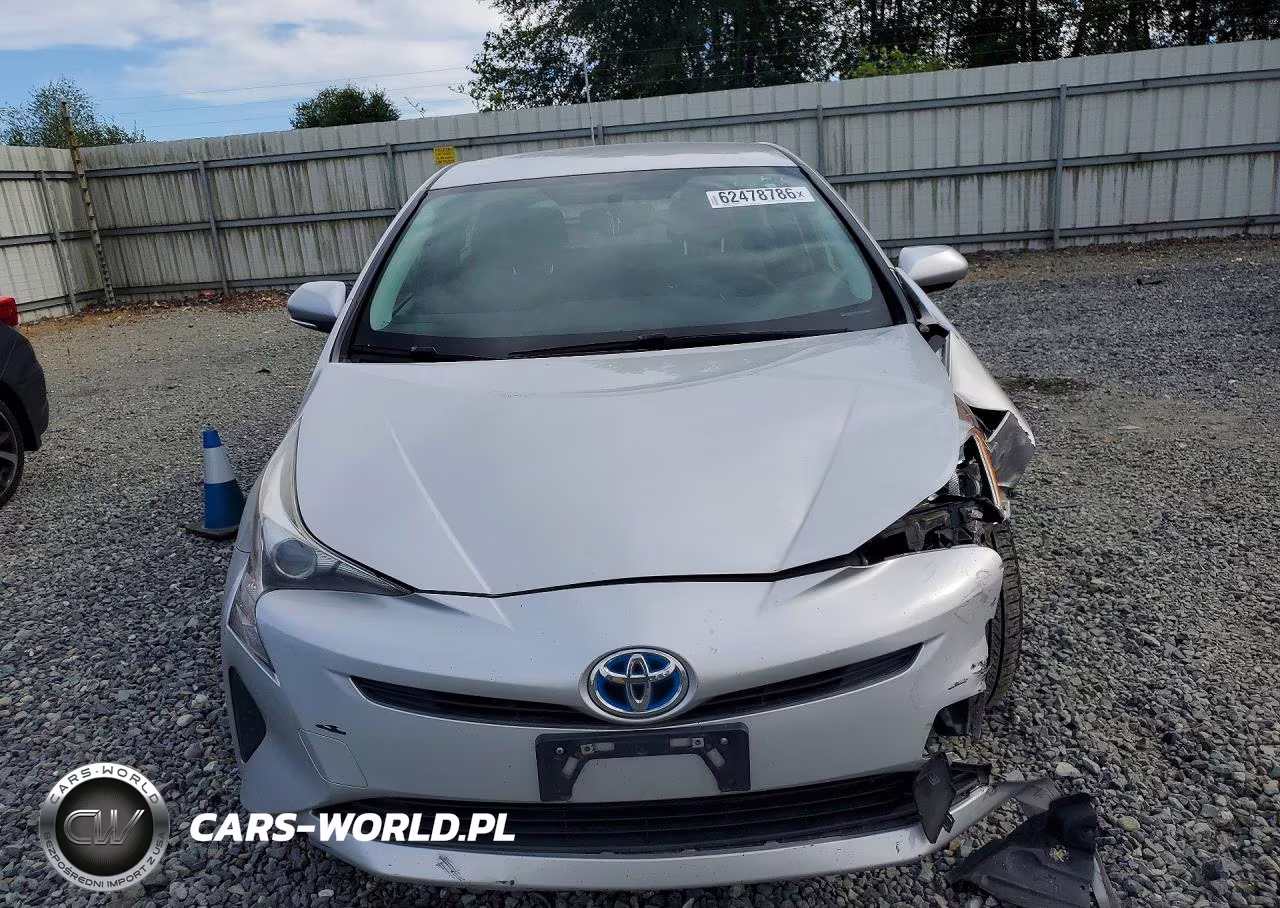 2016 Toyota Prius Two VIN:JTDKBRFUXG3516375 - 5