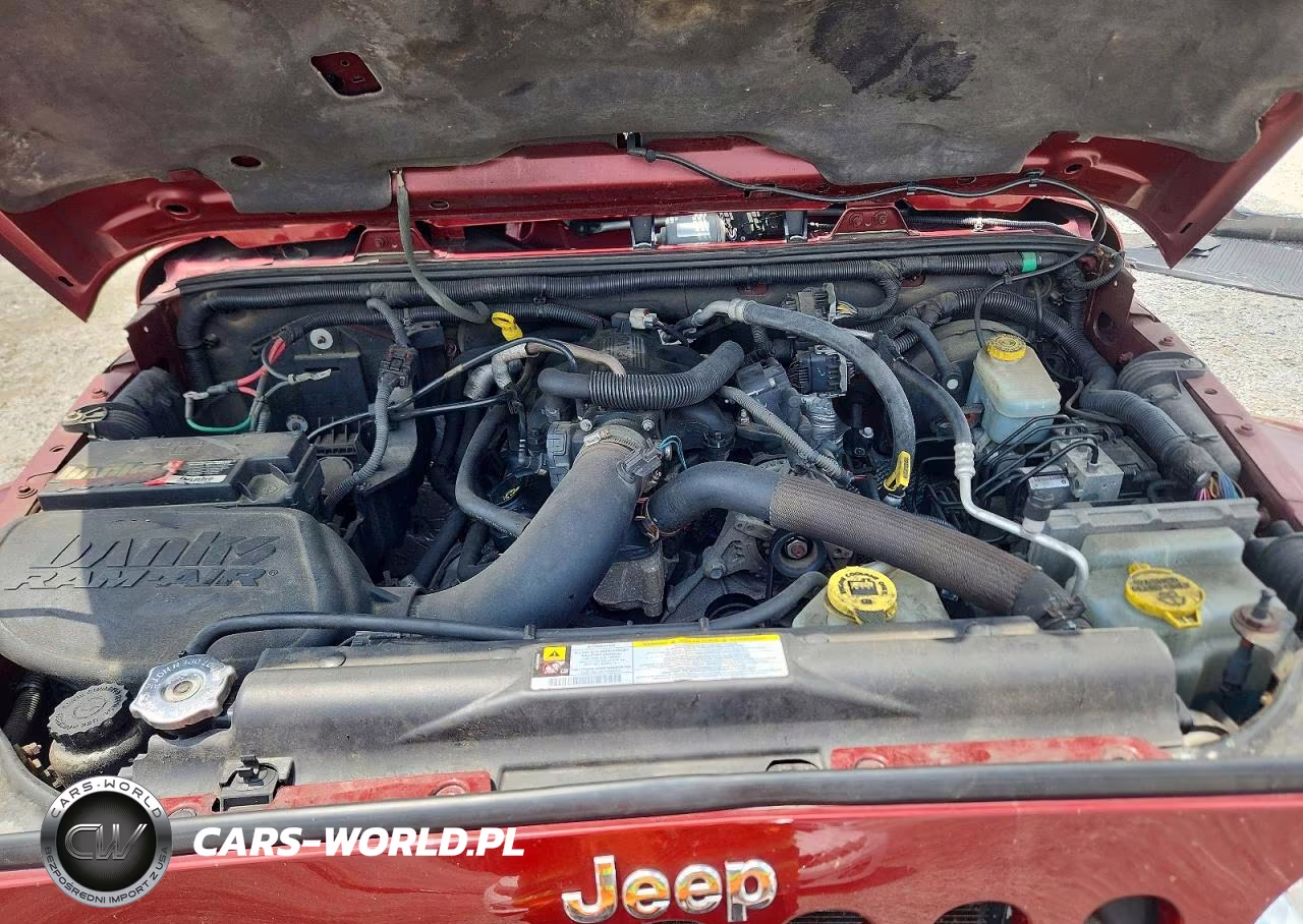 2010 Jeep Wrangler Sahara VIN:1J4AA5D17AL181528 - 12