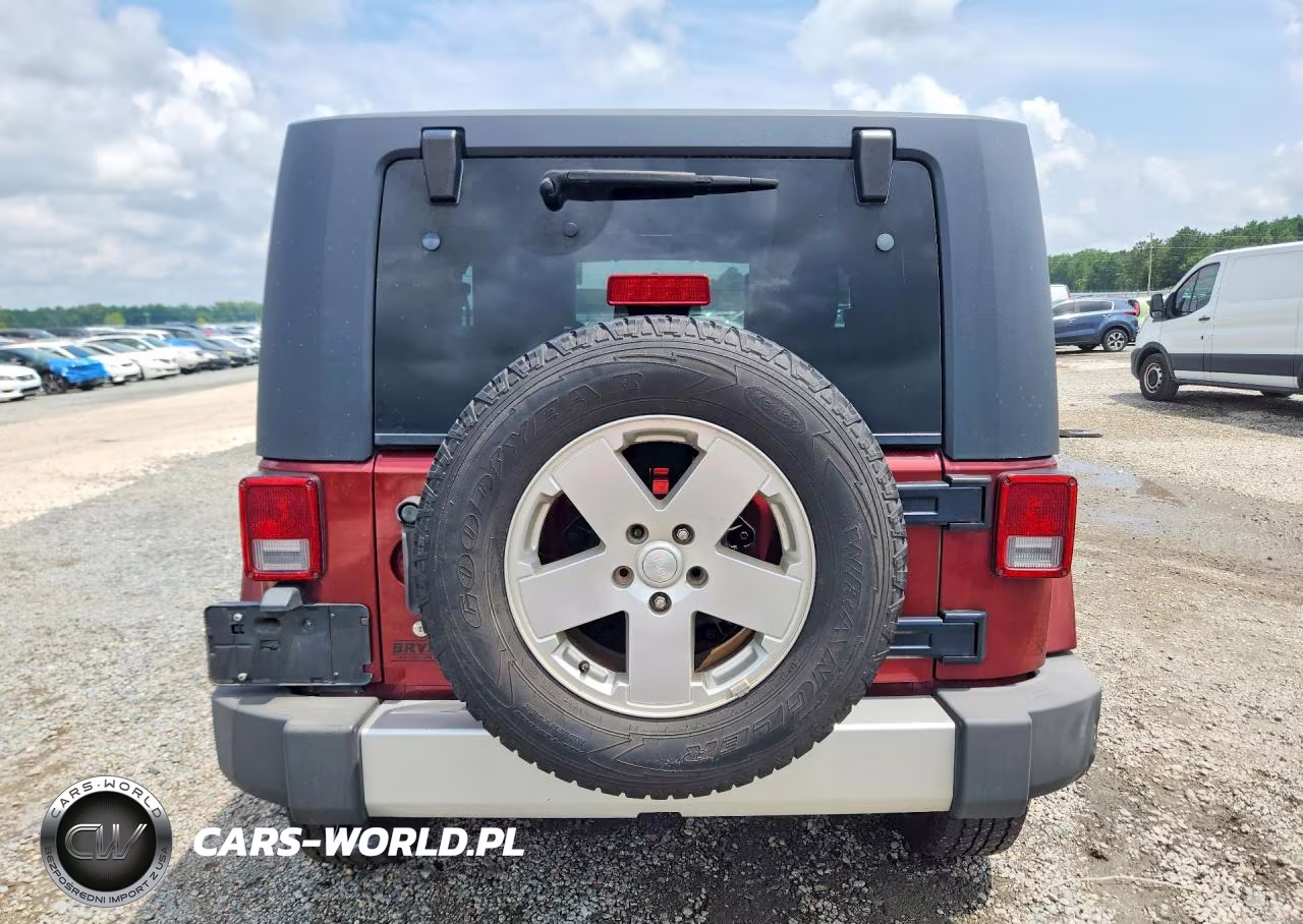 2010 Jeep Wrangler Sahara VIN:1J4AA5D17AL181528 - 6